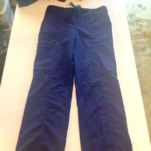 Women’s scrub pants, size S